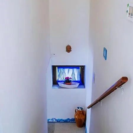3 Bedrooms House With Furnished Garden At Paestum 6 Km Away From The * Capaccio