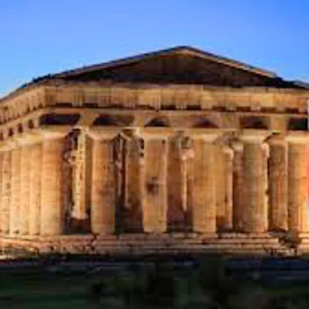 3 Bedrooms House With Furnished Garden At Paestum 6 Km Away From The Capaccio
